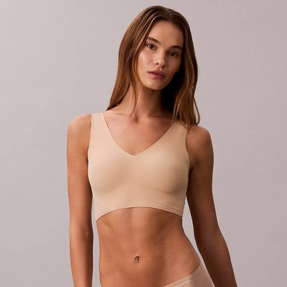 Calvin Klein Invisibles Lightly Lined V-Neck Bralette